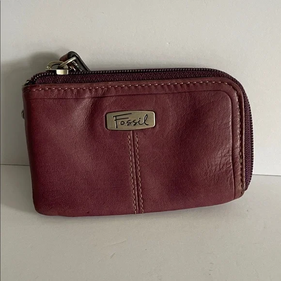Fossil Maroon/Purple Leather Zip Around ID Wallet/ Coin purse - Picture 2 of 8